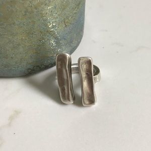 UNO De 50 Asymmetrical Silver Bar Ring